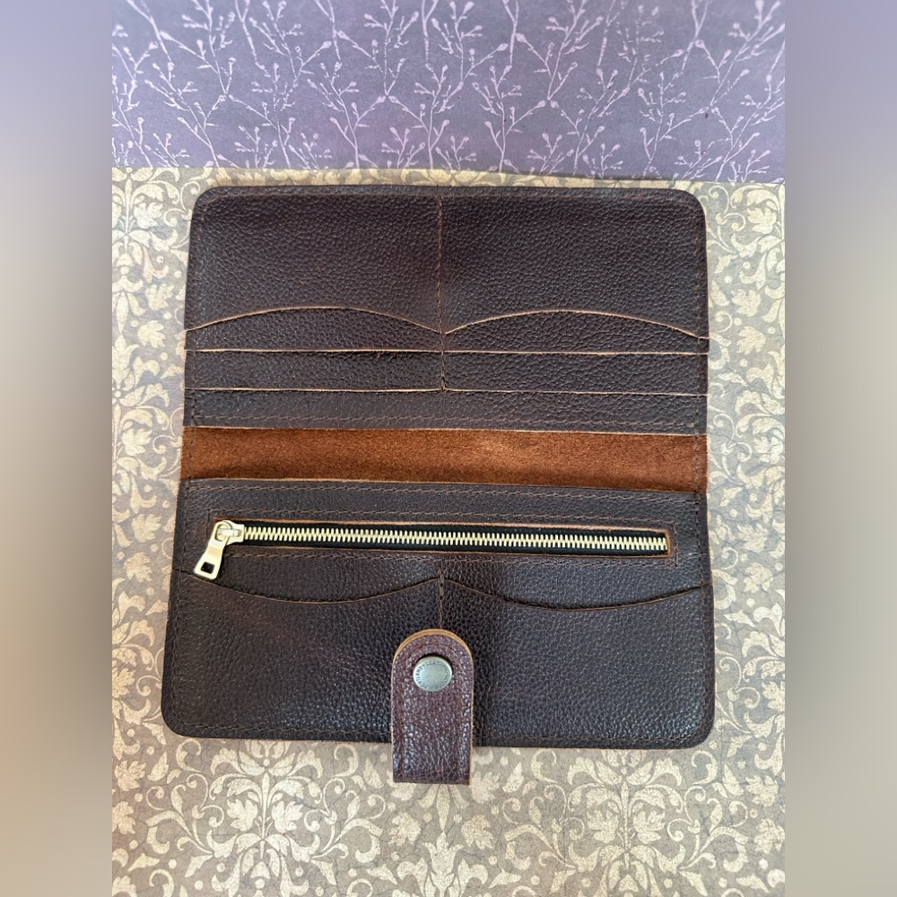 Portland Leather Goods NWOT Wallet brown full-grain leather with a snap - Picture 4 of 10